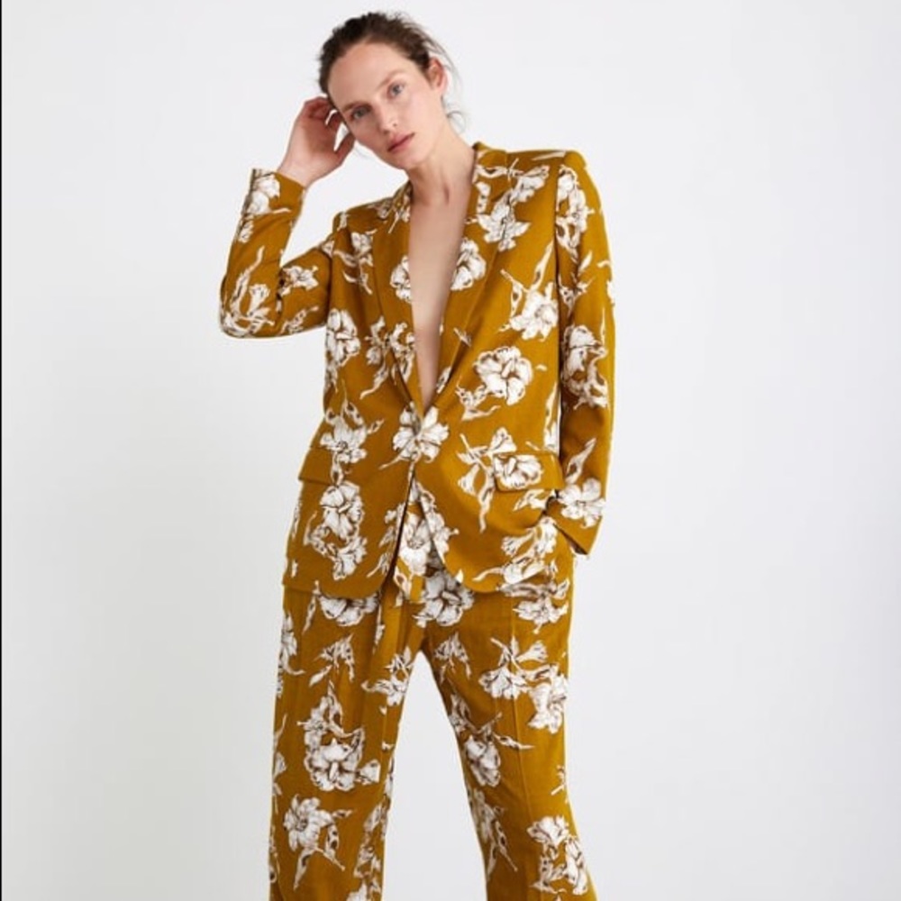 Zara two piece floral suit set